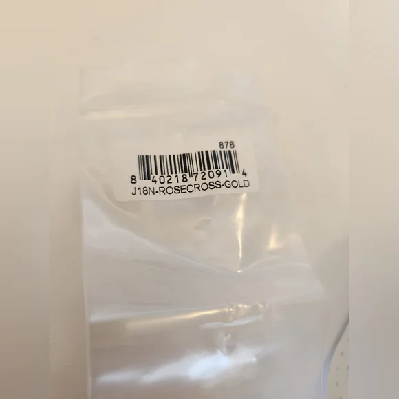 NWT UNCOMMON JAMES Rose Cross Pendant Necklace - Picture 4 of 6